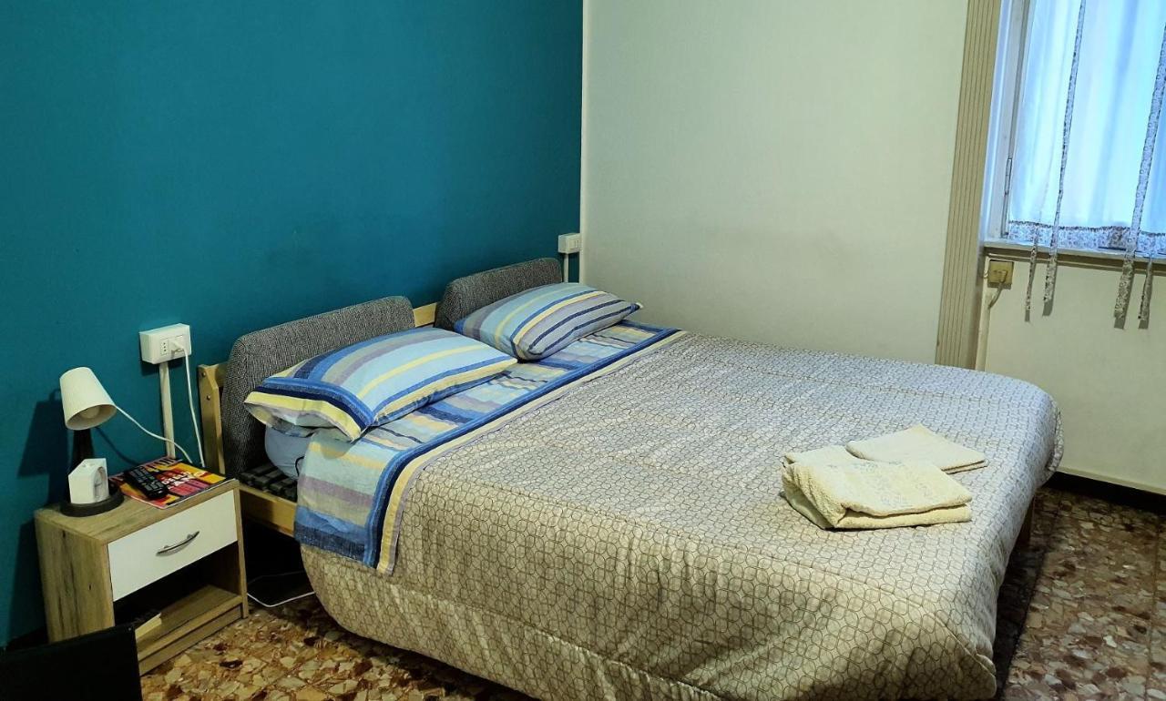 Studio Luna Apartments Милано Екстериор снимка