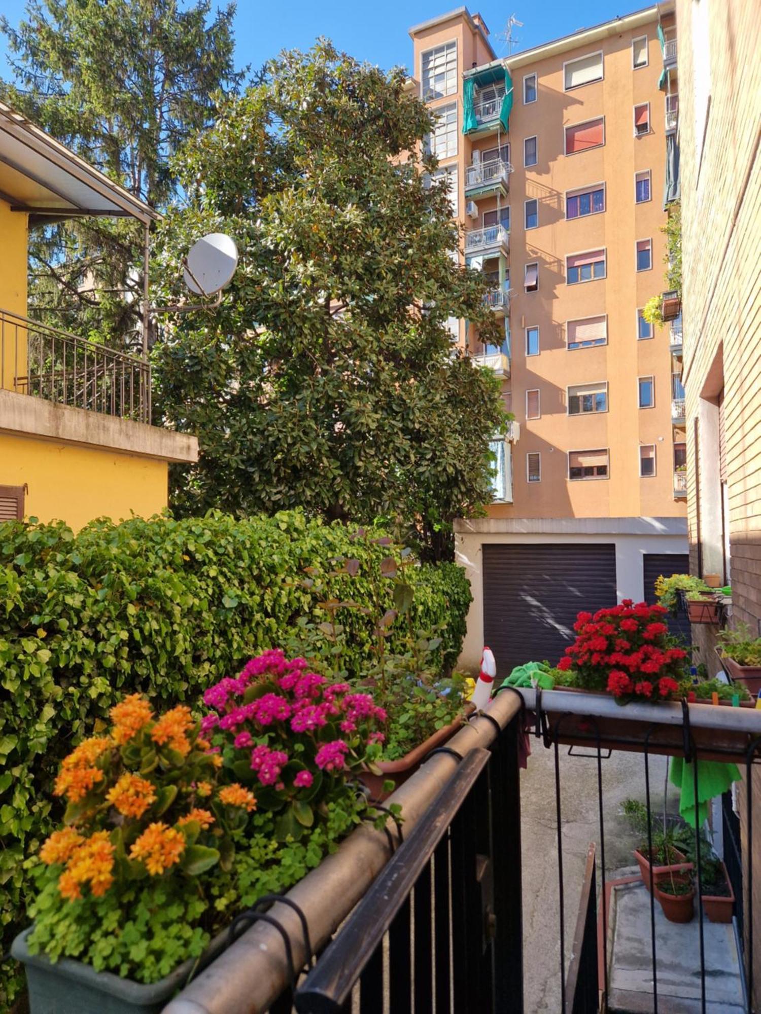 Studio Luna Apartments Милано Екстериор снимка